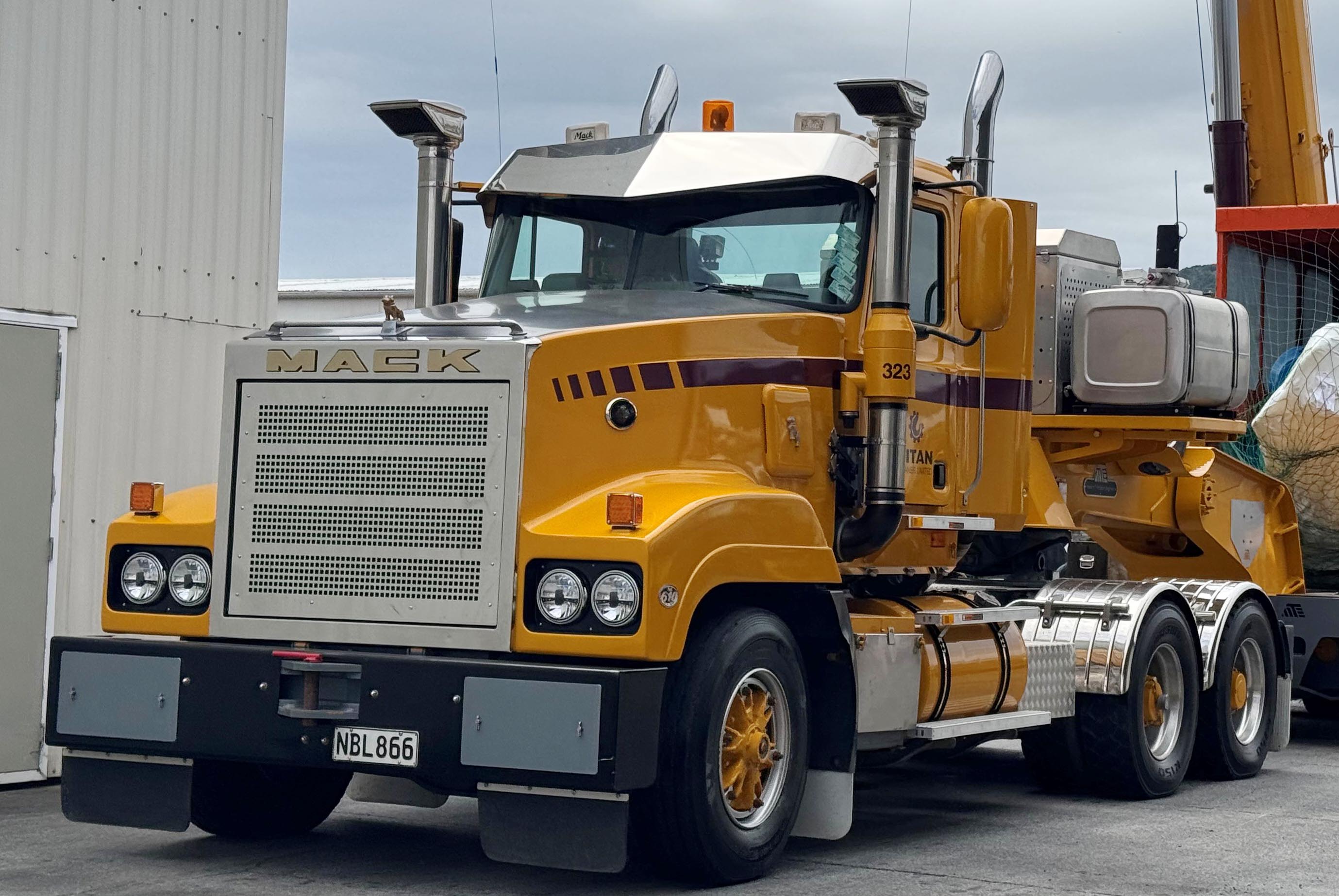 Mack Truck